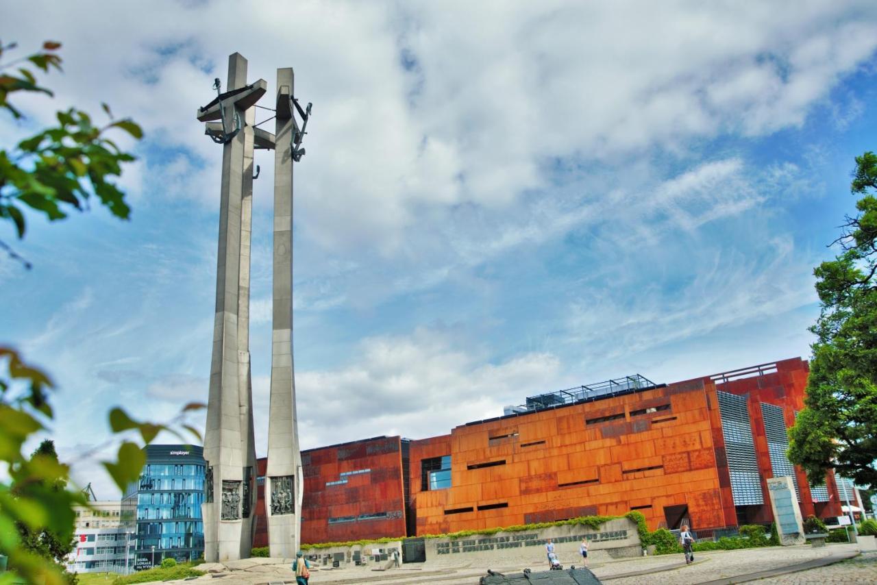 Friendly Place Doki Gdańsk Eksteriør billede